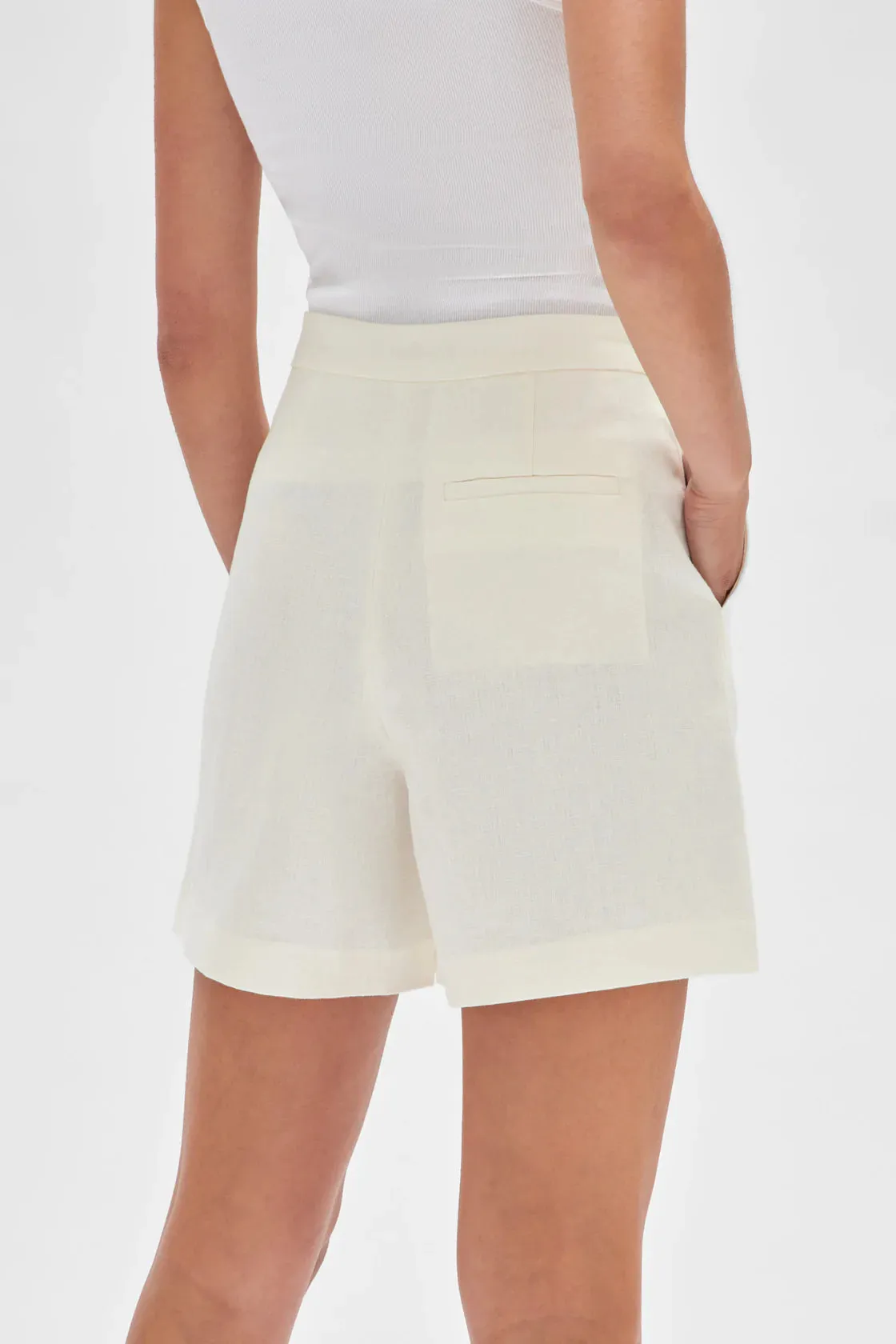 LEILA LINEN SHORT | ANTIQUE WHITE
