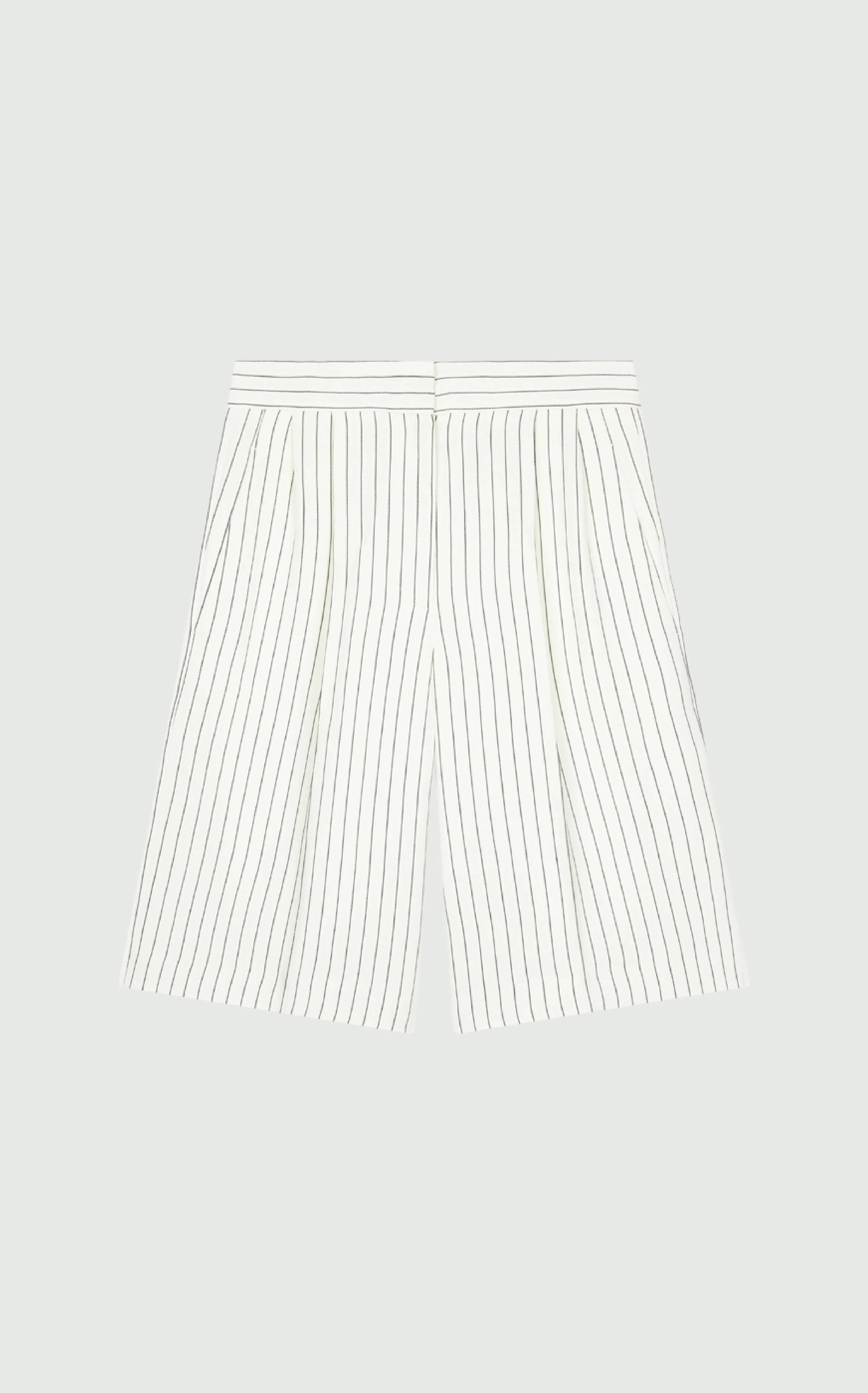 PIERA Tailored Bermuda Shorts